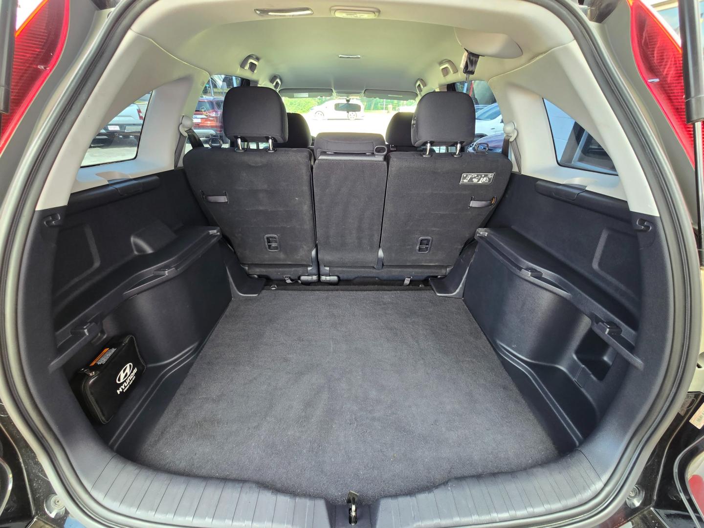 2010 Black Honda CR-V LX 2WD 5-Speed AT (5J6RE3H38AL) with an 2.4L L4 DOHC 16V engine, 5-Speed Automatic transmission, located at 503 West Court, Seguin, TX, 78155, (830) 379-3373, 29.568621, -97.969803 - 2010 Honda CR-V LX 2WD with a 2.4L L4 DOHC 16V, Automatic, Tilt, Cruise, AM/FM/CD/AUX Stereo, Power Windows, Locks and Side Mirrors, Tinted Windows, Alloy Wheels, Rear Wiper, Rear Defroster and more!! - Photo#7